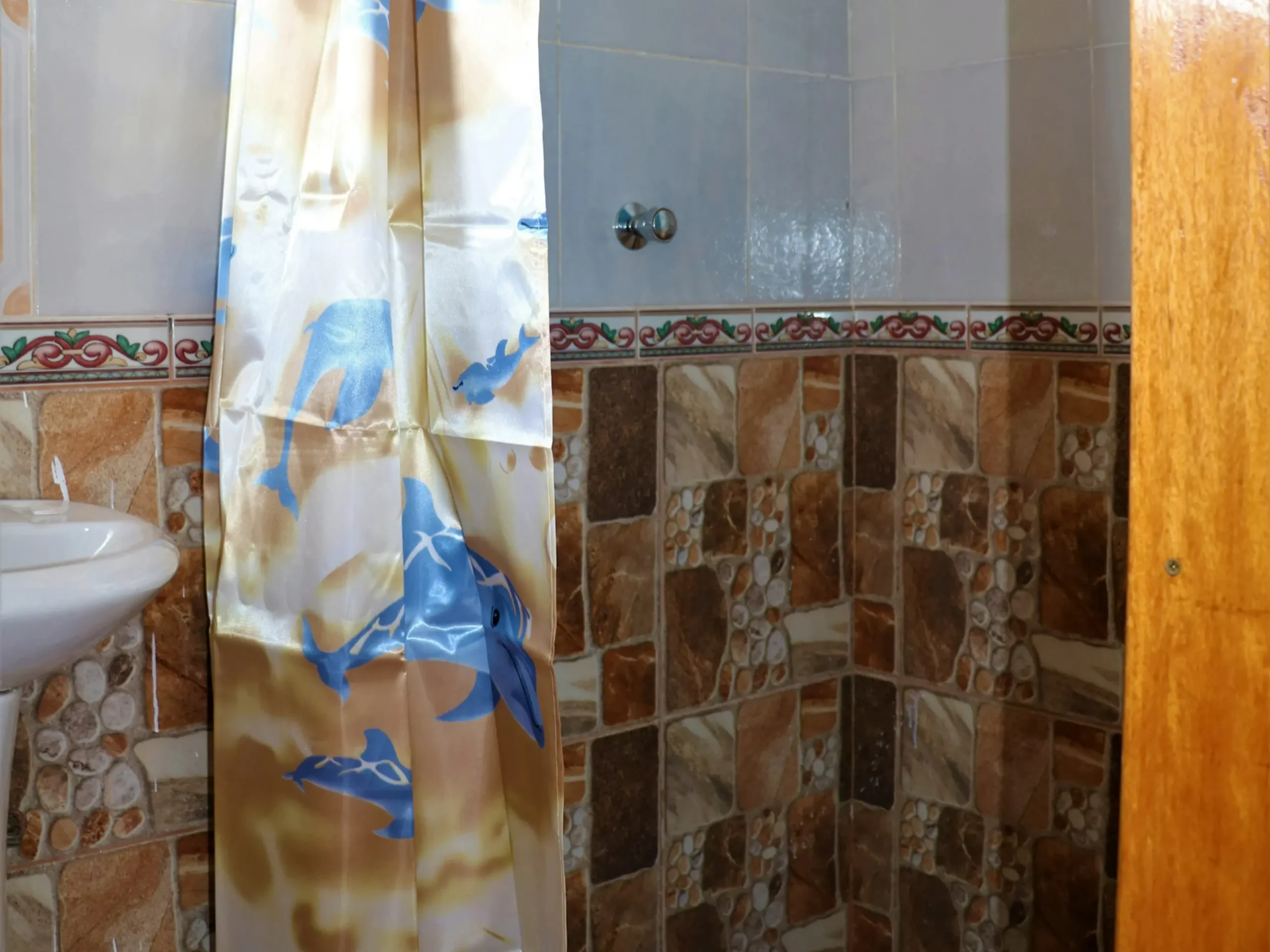 CUARTO DOBLE CON BAÑO